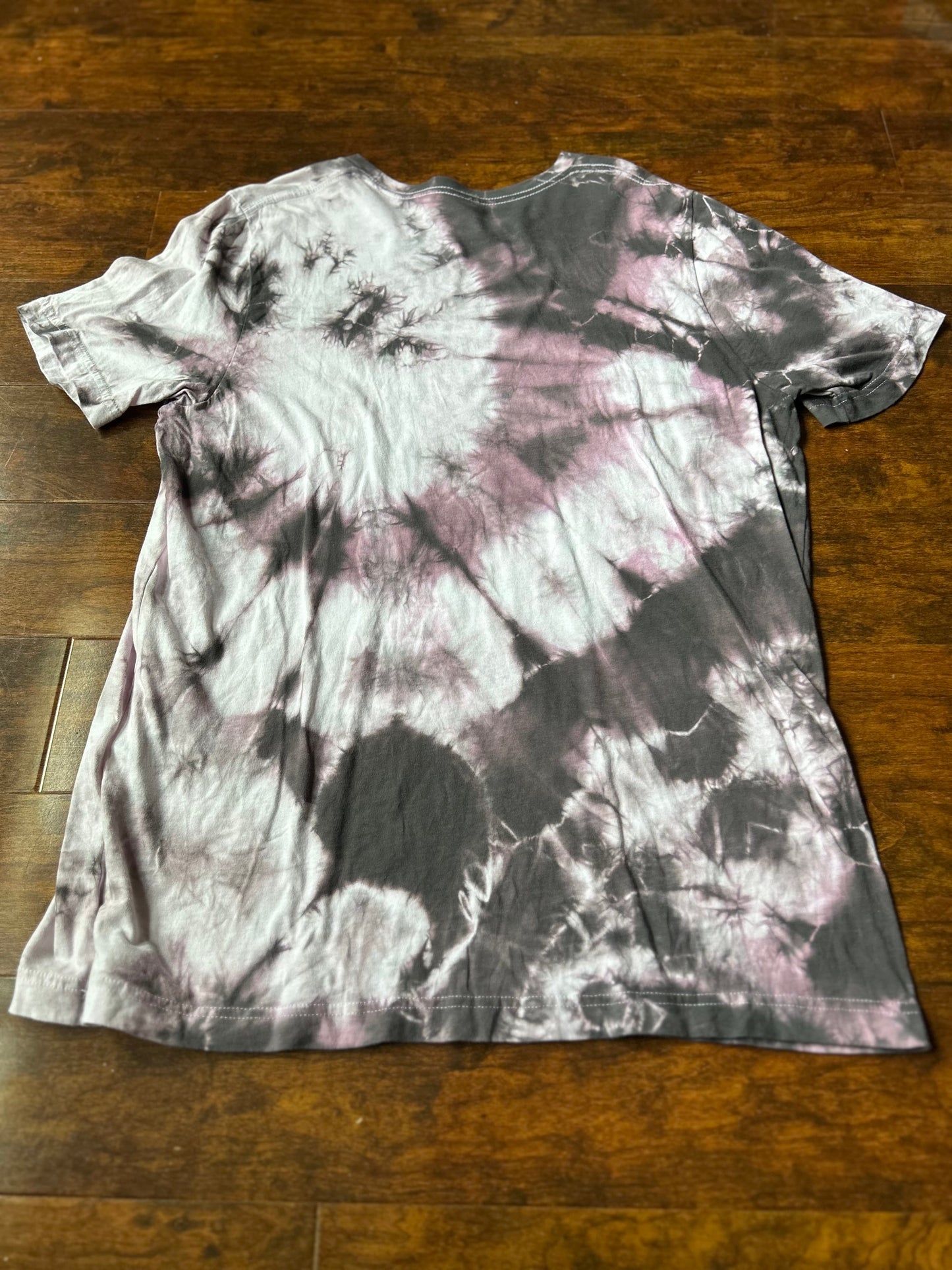 Dyed by hand Tie-Dye Tee’s in Dark Grey & Pink